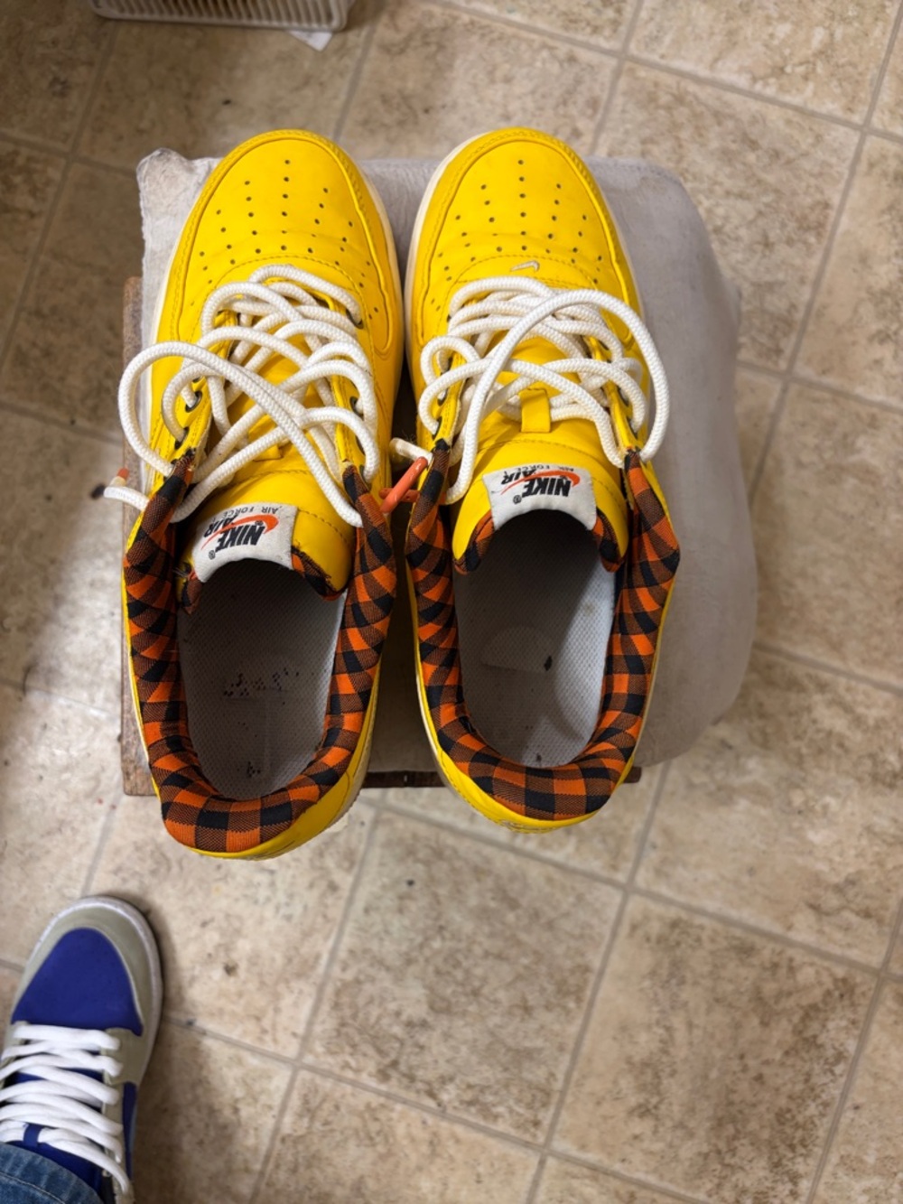 Af1 - Picture 8 of 8